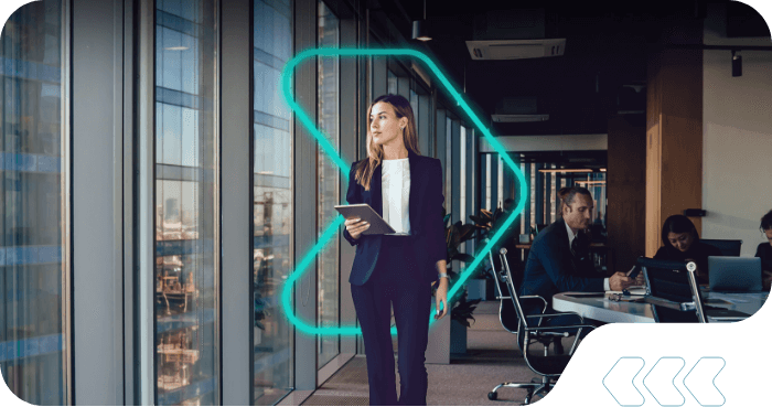 corporate woman delivering bespoke training from her tablet